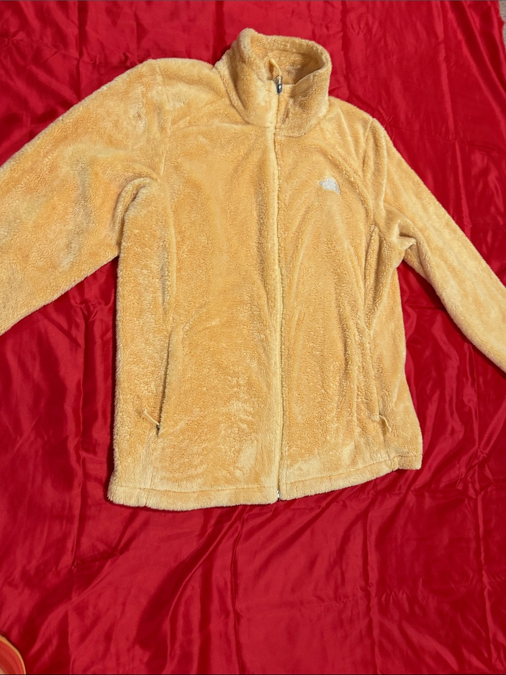 WOW POSHMARK Authentic The North Face Osito Velour Jacket
